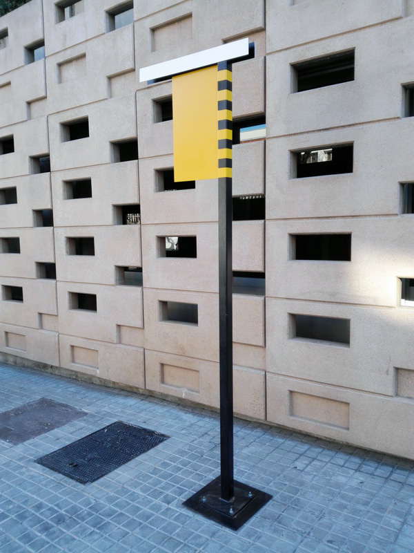 poste parada bus metal base 40x40 cartel 8x78 60x35 260x78x6-40 (60eu.) 1u